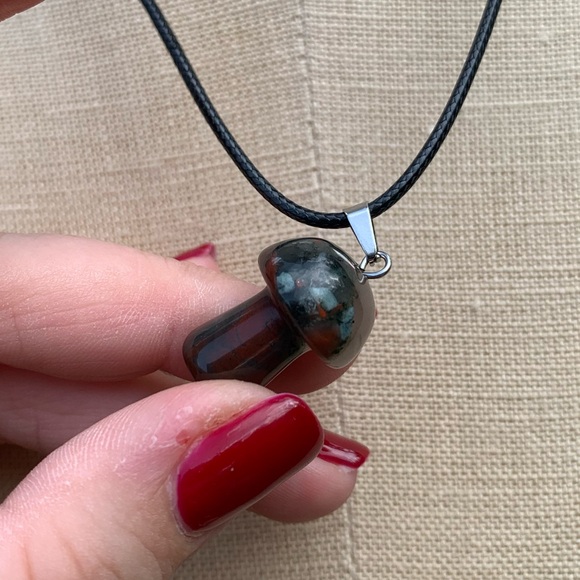 Handmade Genuine Stone Mushroom Amulet Necklace - Picture 11 of 14